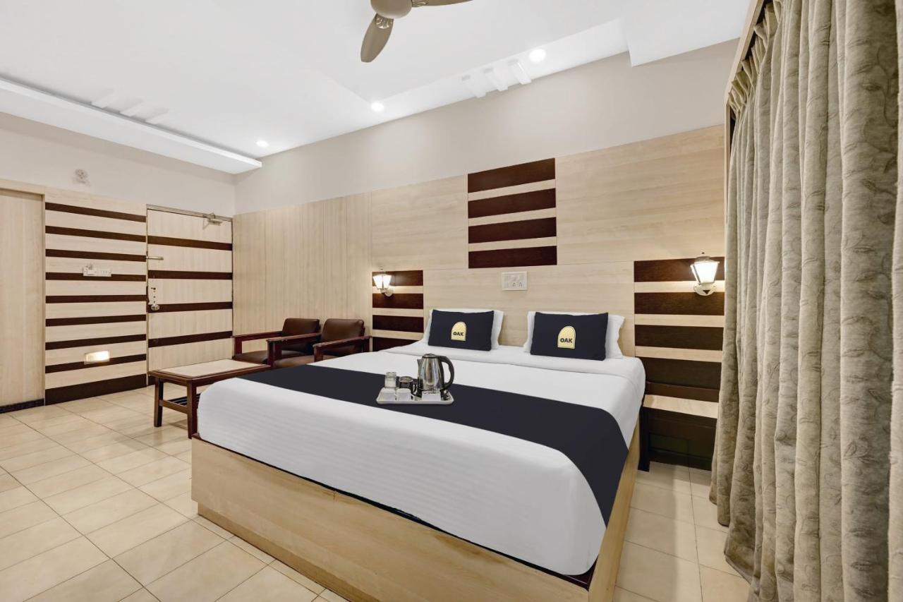 Super Townhouse Oak Hotel Belsons Taj Mahal Secunderabad ภายนอก รูปภาพ