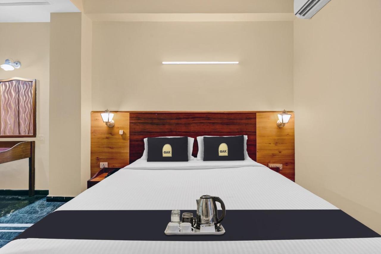 Super Townhouse Oak Hotel Belsons Taj Mahal Secunderabad ภายนอก รูปภาพ