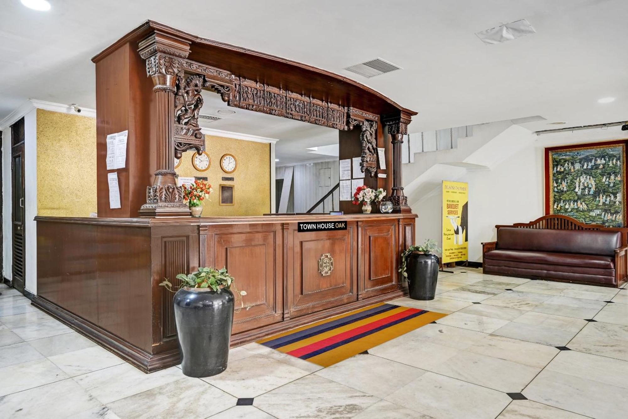 Super Townhouse Oak Hotel Belsons Taj Mahal Secunderabad ภายนอก รูปภาพ