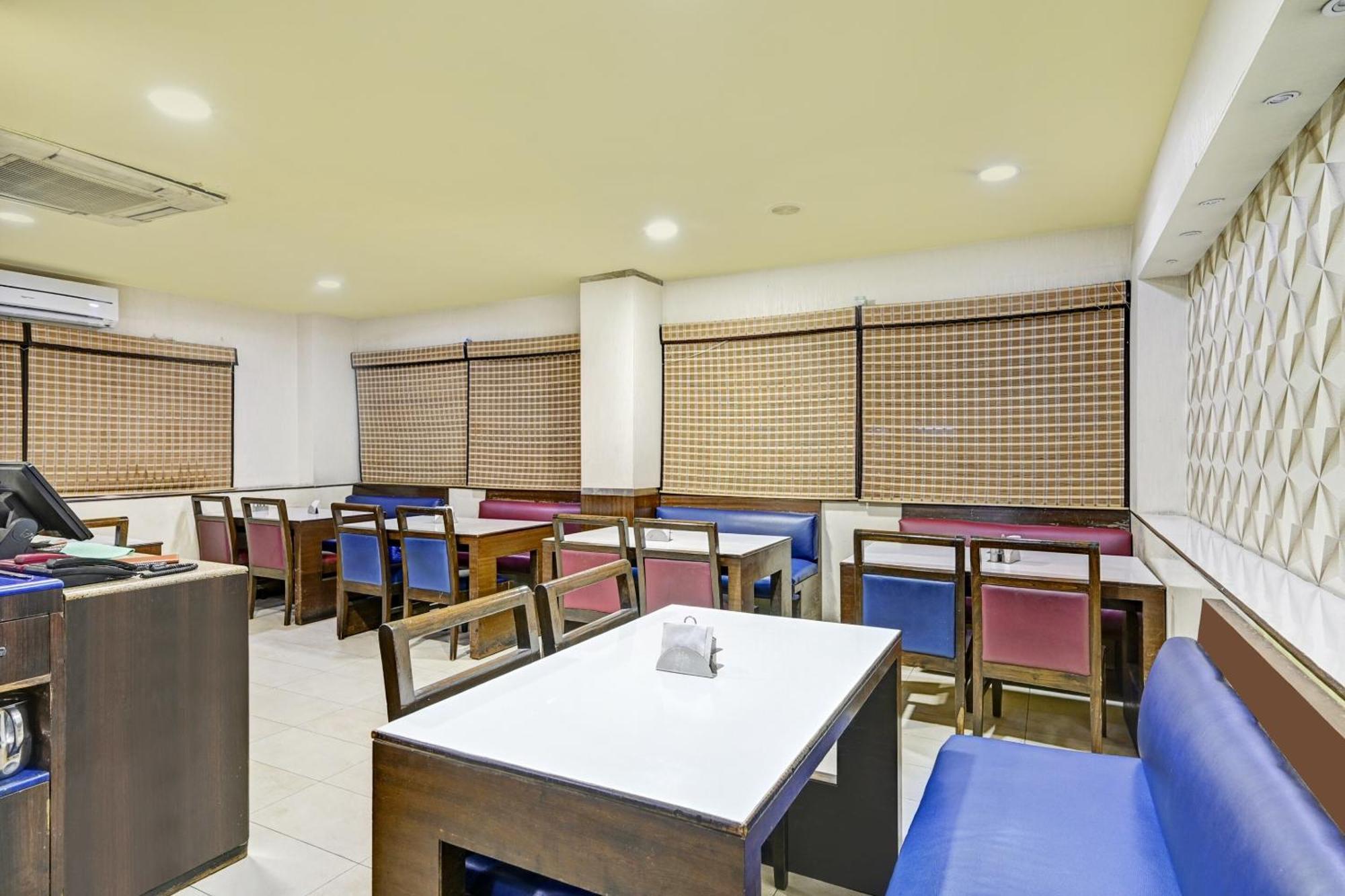 Super Townhouse Oak Hotel Belsons Taj Mahal Secunderabad ภายนอก รูปภาพ